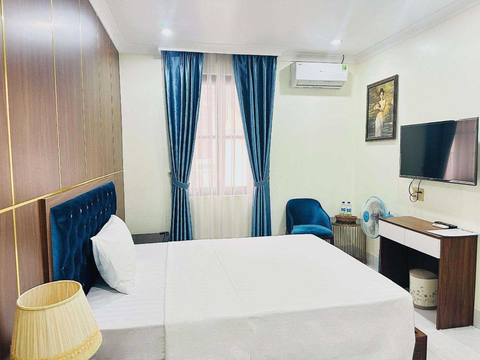 May House Hotel Ха Лонг Екстериор снимка